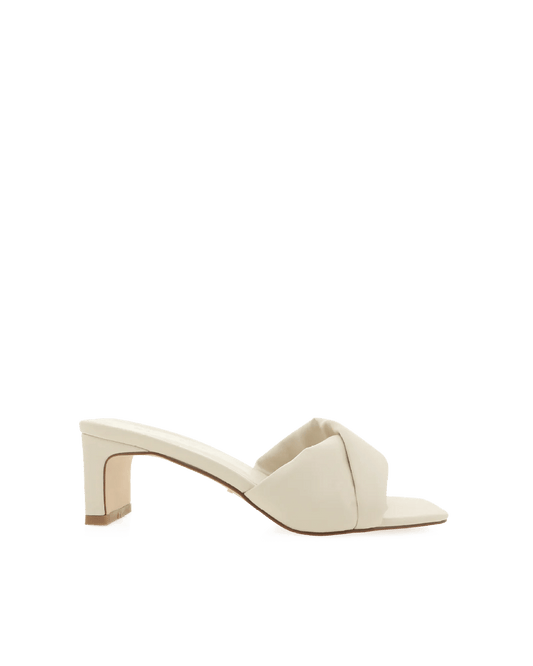 BILLINI SHOES Bone / 5 Taya Slide